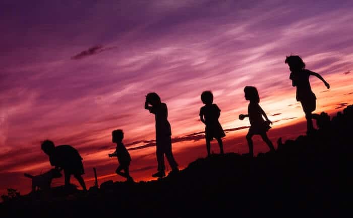 6 Ways to Share Mindfulness With Children